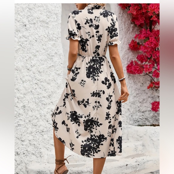 Floral Black and Cream Women's Dress - Picture 4 of 4